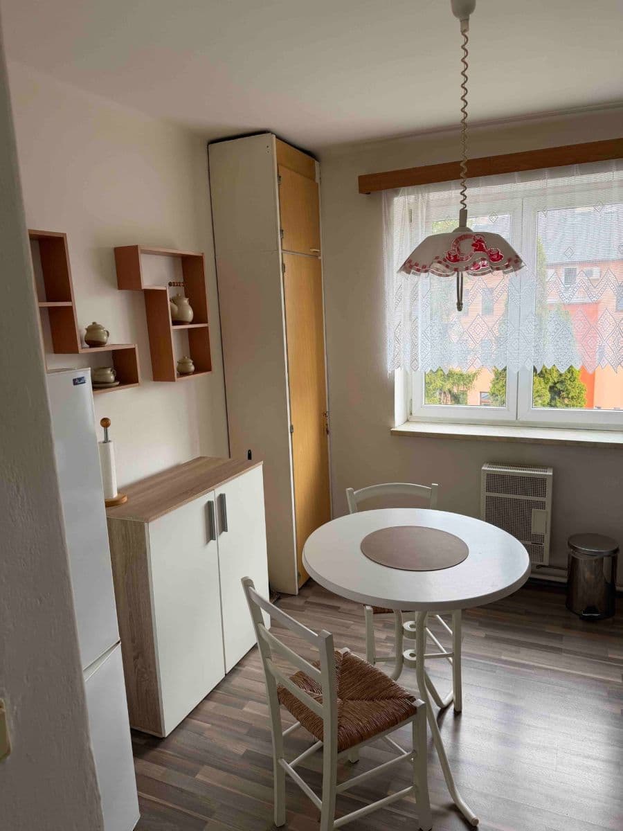 Prenájom bytu 2-izbový 40 m², Klicperova, Olomouc, Olomoucký kraj Prenájom bytu 2-izbový 40 m², Klicperova, Olomouc, Olomoucký kraj