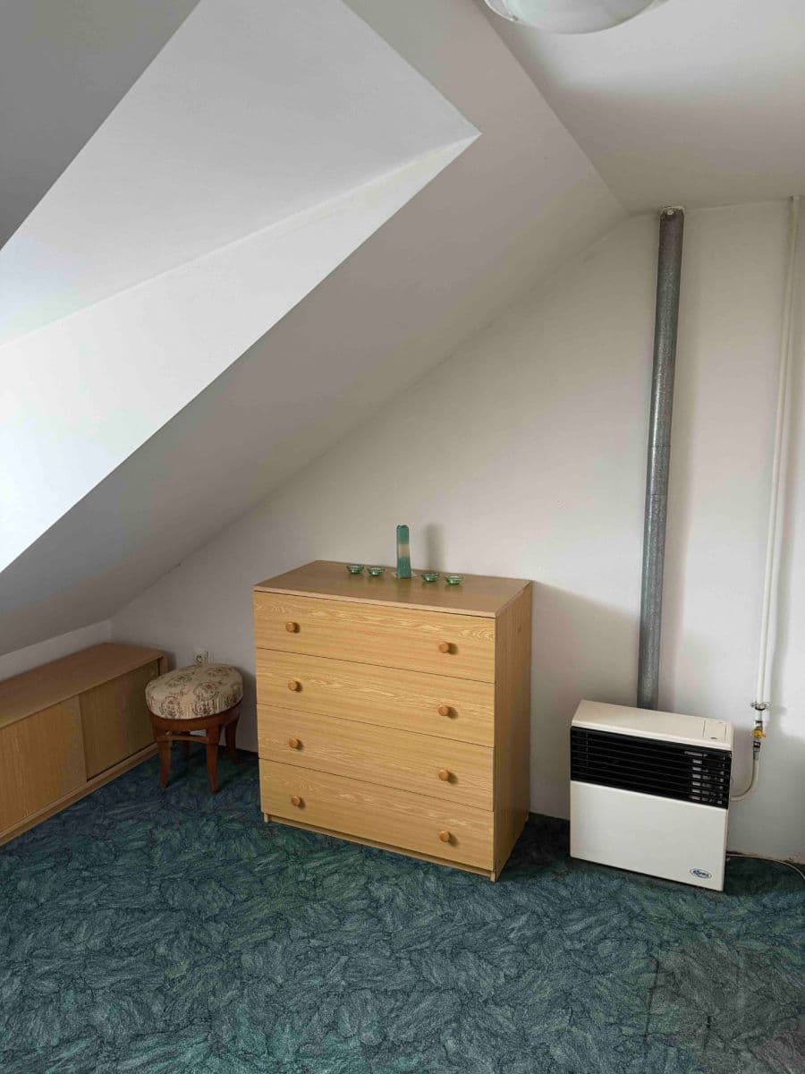 Prenájom bytu 2-izbový 40 m², Klicperova, Olomouc, Olomoucký kraj Prenájom bytu 2-izbový 40 m², Klicperova, Olomouc, Olomoucký kraj