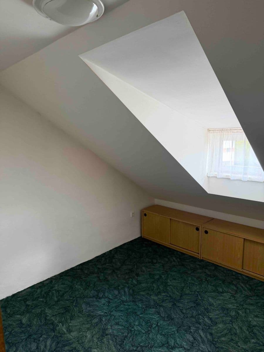 Prenájom bytu 2-izbový 40 m², Klicperova, Olomouc, Olomoucký kraj Prenájom bytu 2-izbový 40 m², Klicperova, Olomouc, Olomoucký kraj