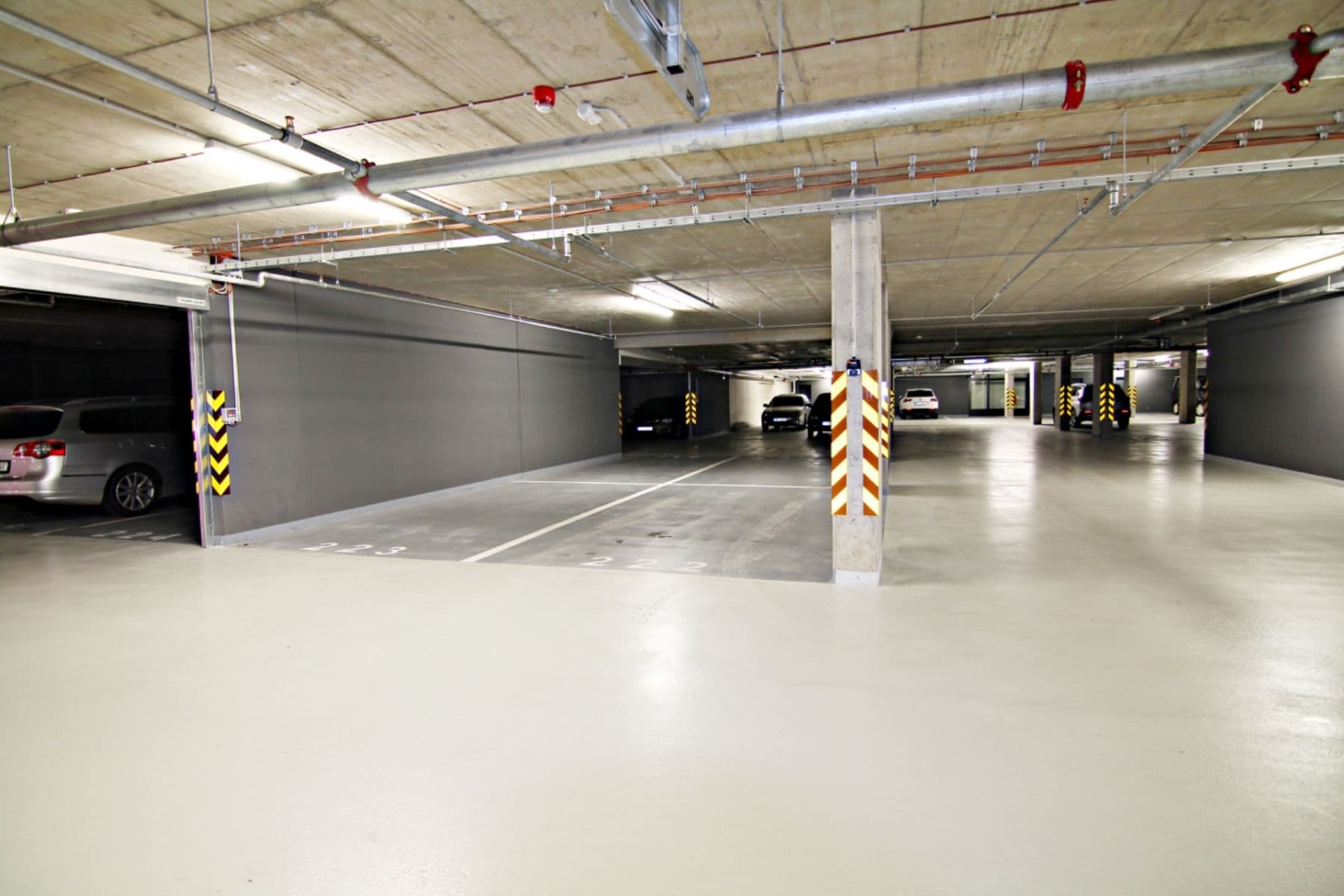 Prenájom garáže 14 m², Brno, Jihomoravský kraj Prenájom garáže 14 m², Brno, Jihomoravský kraj