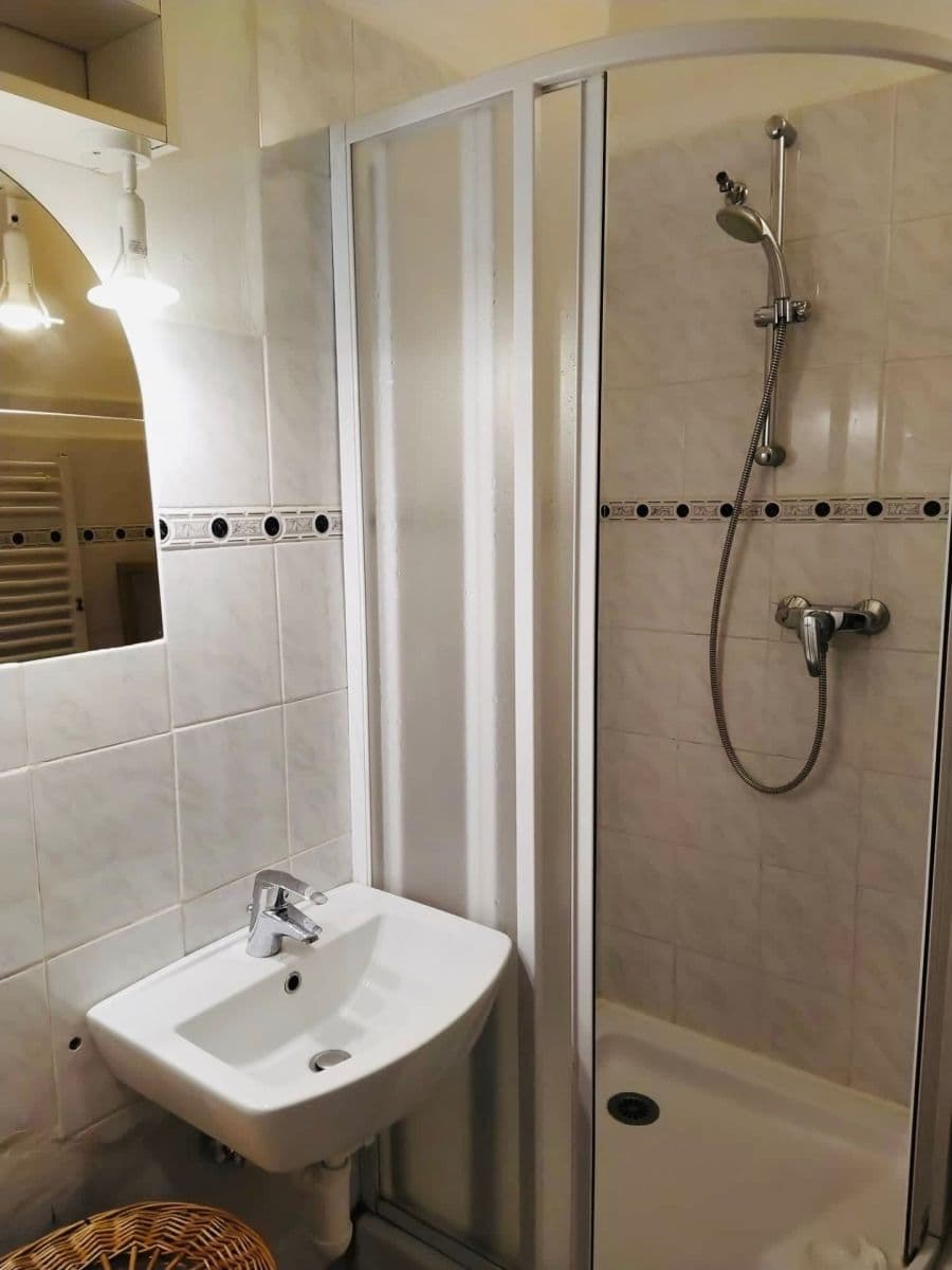 Prenájom bytu 2-izbový 43 m², Pod Marjánkou, Praha, Praha Prenájom bytu 2-izbový 43 m², Pod Marjánkou, Praha, Praha