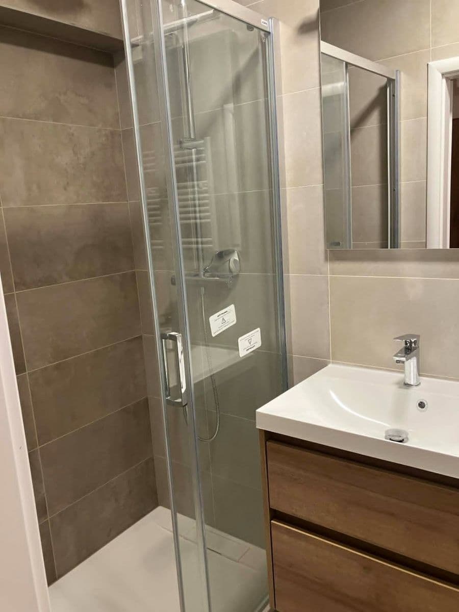 Prenájom bytu 1-izbový 50 m², Na Zlíchově, Praha, Praha Prenájom bytu 1-izbový 50 m², Na Zlíchově, Praha, Praha