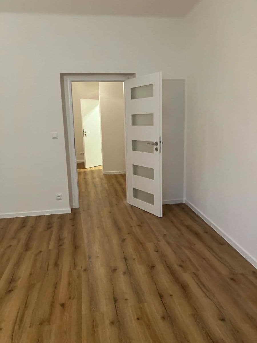 Prenájom bytu 1-izbový 50 m², Na Zlíchově, Praha, Praha Prenájom bytu 1-izbový 50 m², Na Zlíchově, Praha, Praha