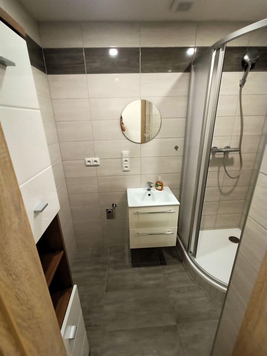 Prenájom bytu 3-izbový 68 m², Bezručova, Holešov, Zlínský kraj Prenájom bytu 3-izbový 68 m², Bezručova, Holešov, Zlínský kraj