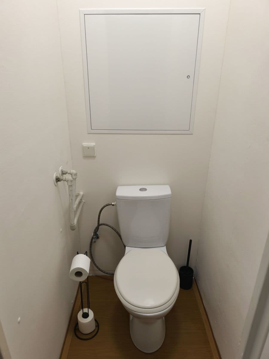 Prenájom bytu 2-izbový 55 m², Počernická, Praha, Praha Prenájom bytu 2-izbový 55 m², Počernická, Praha, Praha
