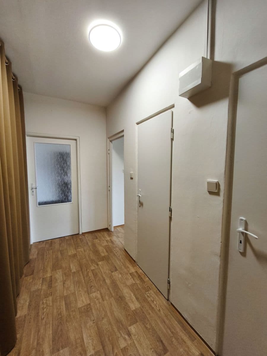 Prenájom bytu 2-izbový 55 m², Počernická, Praha, Praha Prenájom bytu 2-izbový 55 m², Počernická, Praha, Praha