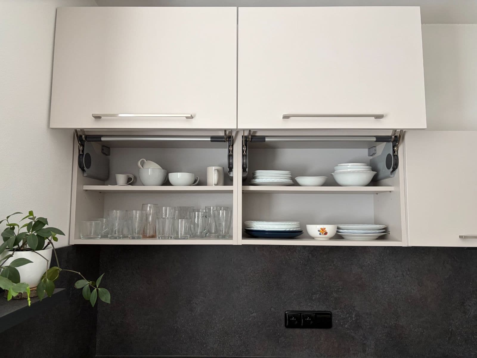 Prenájom bytu 3-izbový 75 m², Teplická, Duchcov, Ústecký kraj Prenájom bytu 3-izbový 75 m², Teplická, Duchcov, Ústecký kraj