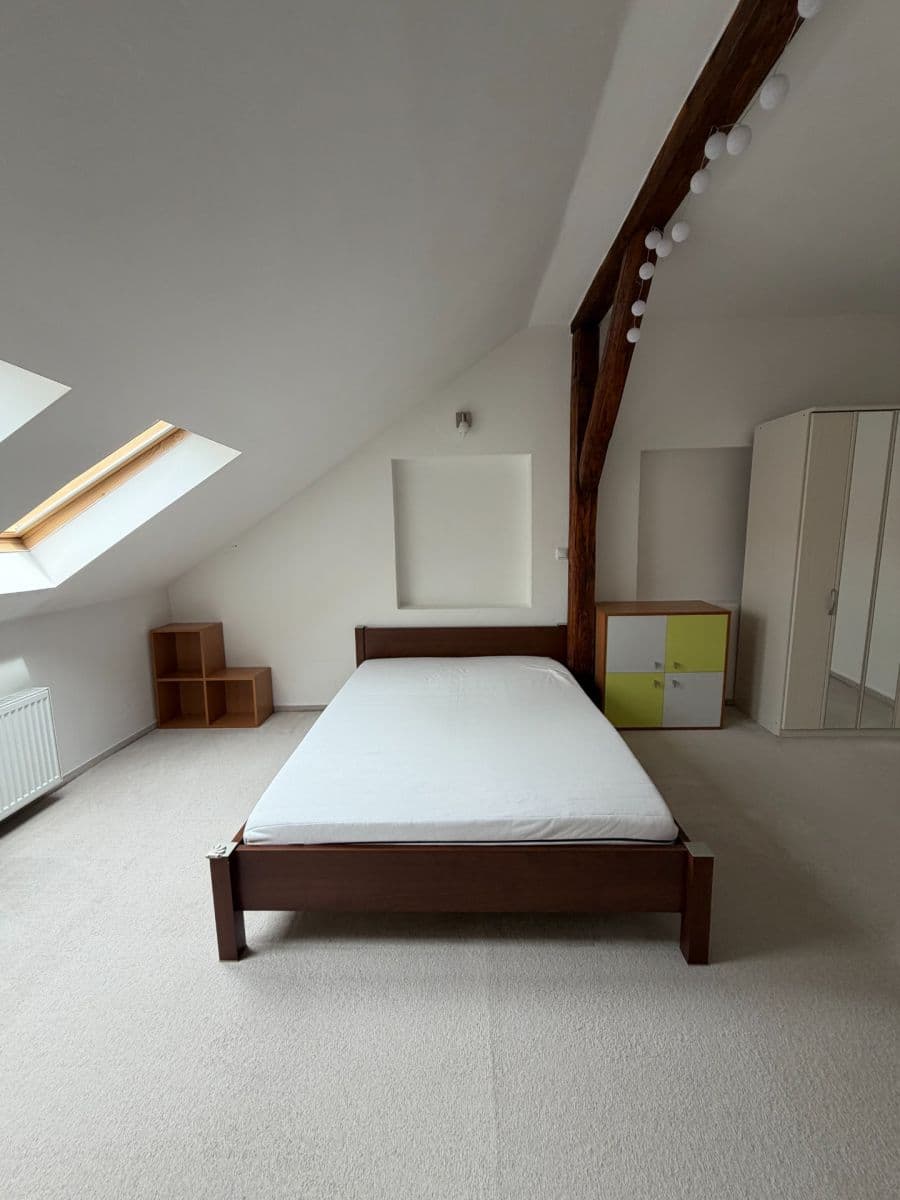 Prenájom bytu 3-izbový 75 m², Teplická, Duchcov, Ústecký kraj Prenájom bytu 3-izbový 75 m², Teplická, Duchcov, Ústecký kraj