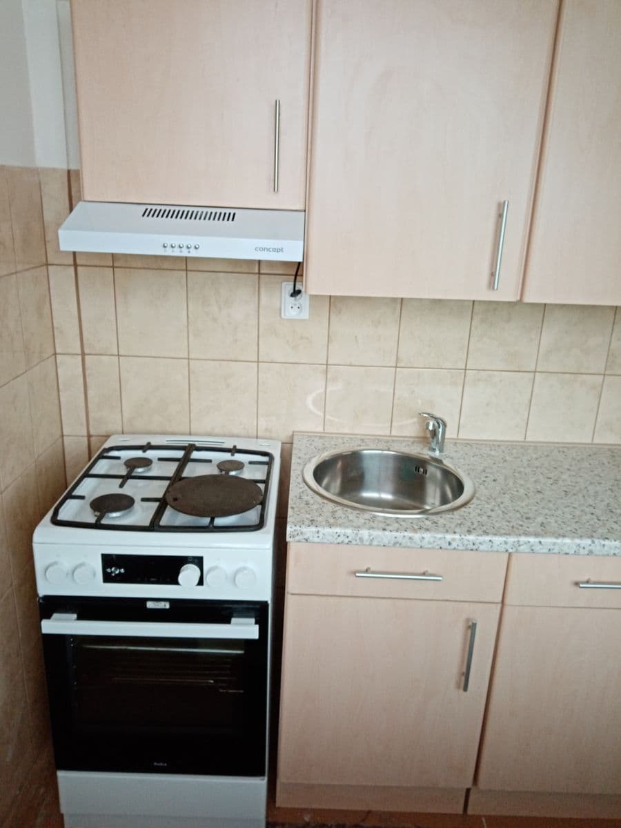 Prenájom bytu 1-izbový 25 m², K Nemocnici, Hořovice, Středočeský kraj Prenájom bytu 1-izbový 25 m², K Nemocnici, Hořovice, Středočeský kraj