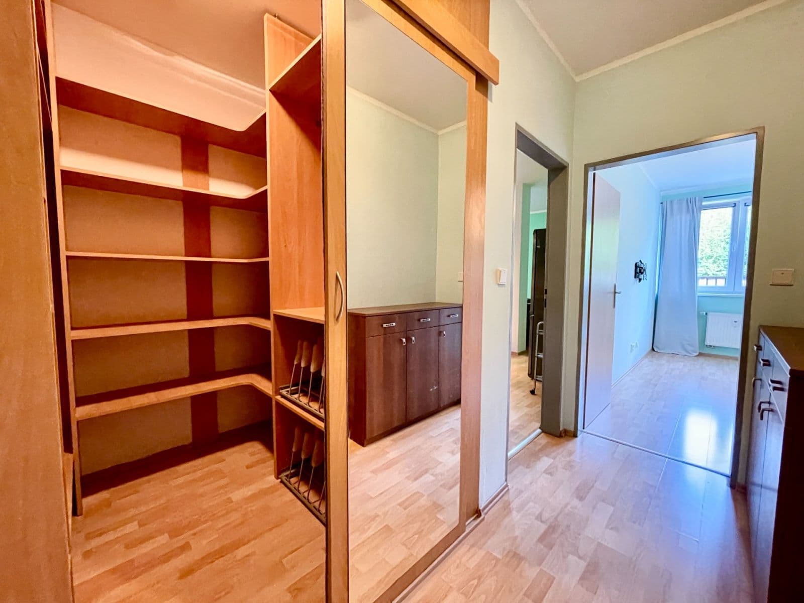 Prenájom bytu 2-izbový 63 m², Novovysočanská, Praha, Praha Prenájom bytu 2-izbový 63 m², Novovysočanská, Praha, Praha