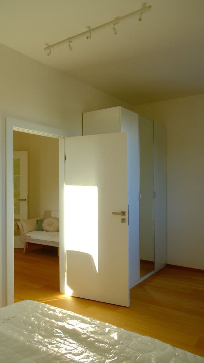Prenájom bytu 2-izbový 42 m², V Třešňovce, Praha, Praha Prenájom bytu 2-izbový 42 m², V Třešňovce, Praha, Praha