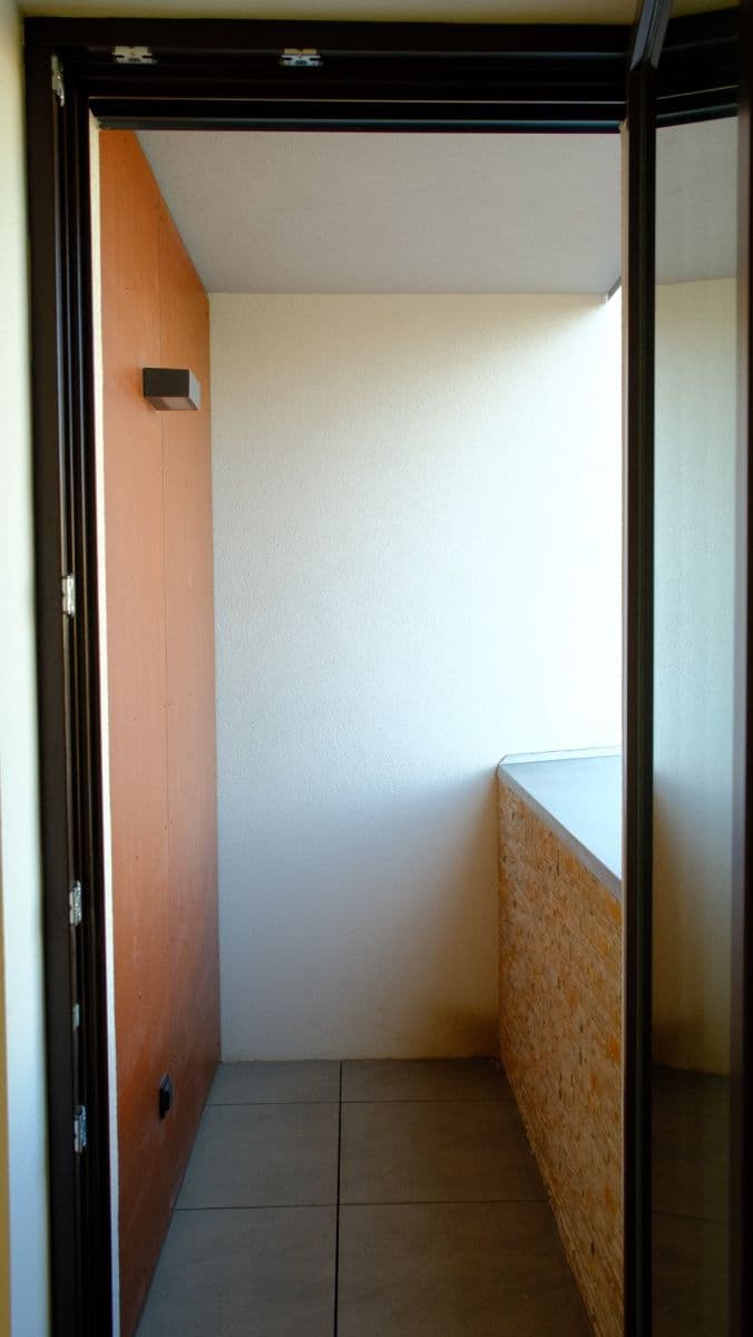 Prenájom bytu 2-izbový 42 m², V Třešňovce, Praha, Praha Prenájom bytu 2-izbový 42 m², V Třešňovce, Praha, Praha