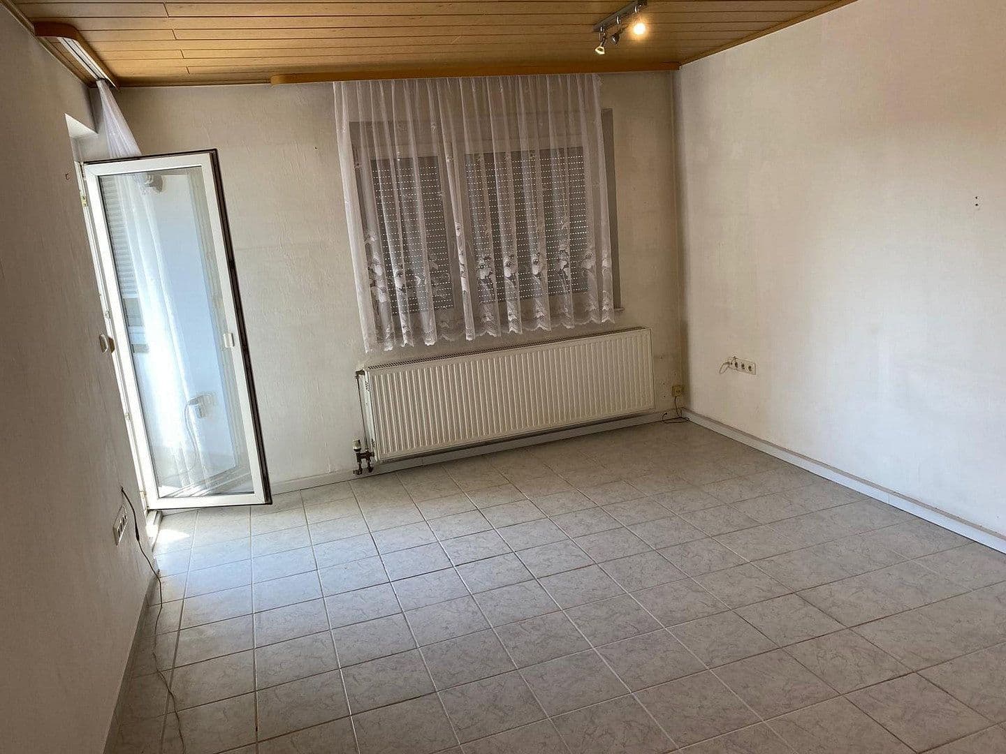 Predaj bytu 2-izbový 57 m², Frühmessholzstraße 6, Neunkirchen a. Sand, Bavorsko Predaj bytu 2-izbový 57 m², Frühmessholzstraße 6, Neunkirchen a. Sand, Bavorsko
