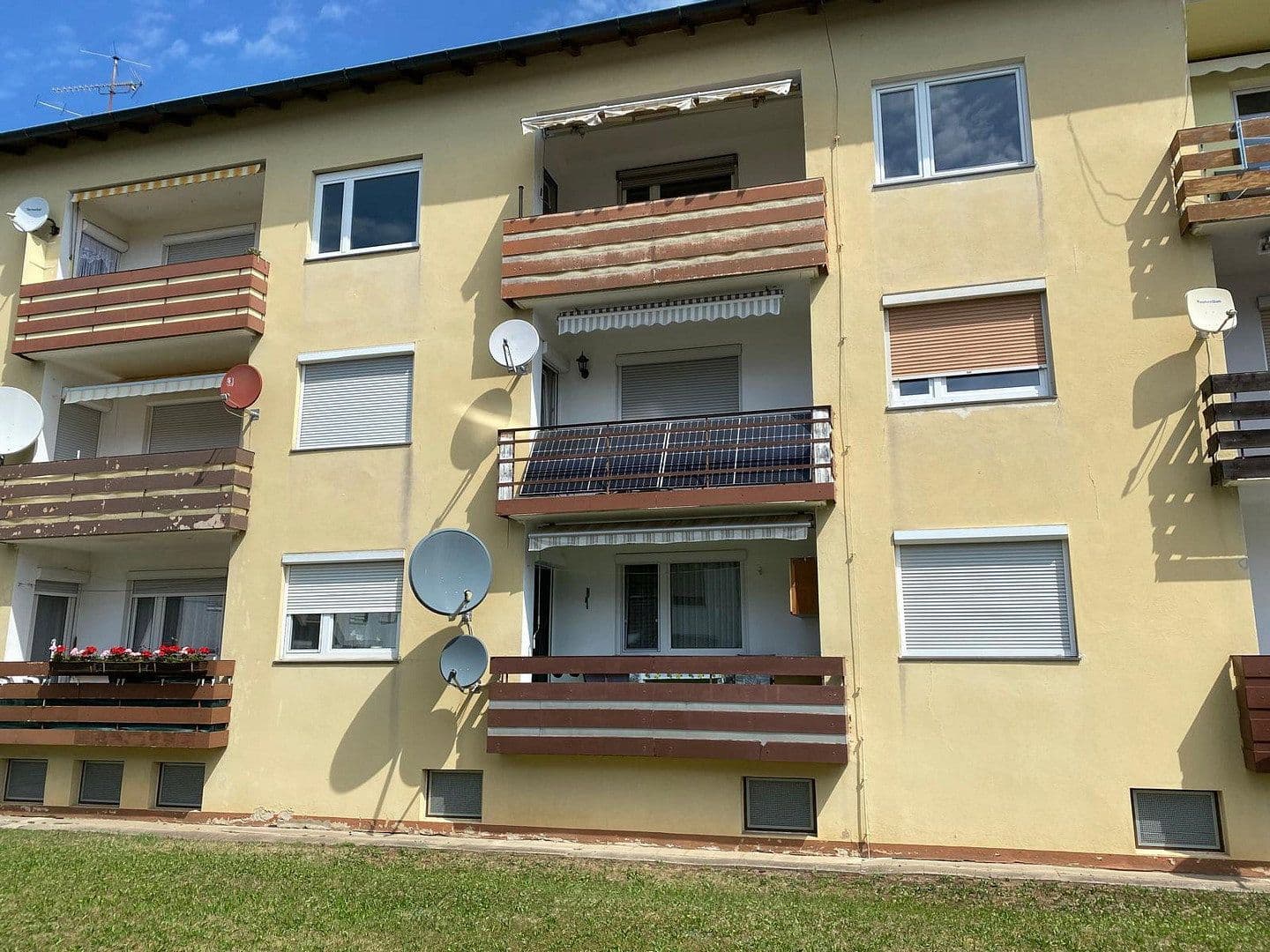 Predaj bytu 2-izbový 57 m², Frühmessholzstraße 6, Neunkirchen a. Sand, Bavorsko Predaj bytu 2-izbový 57 m², Frühmessholzstraße 6, Neunkirchen a. Sand, Bavorsko