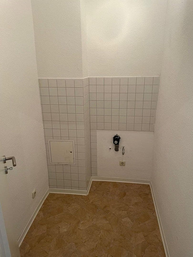 Prenájom bytu 2-izbový 68 m², Georg-Büchner-Straße 29, Gera, Durínsko Prenájom bytu 2-izbový 68 m², Georg-Büchner-Straße 29, Gera, Durínsko