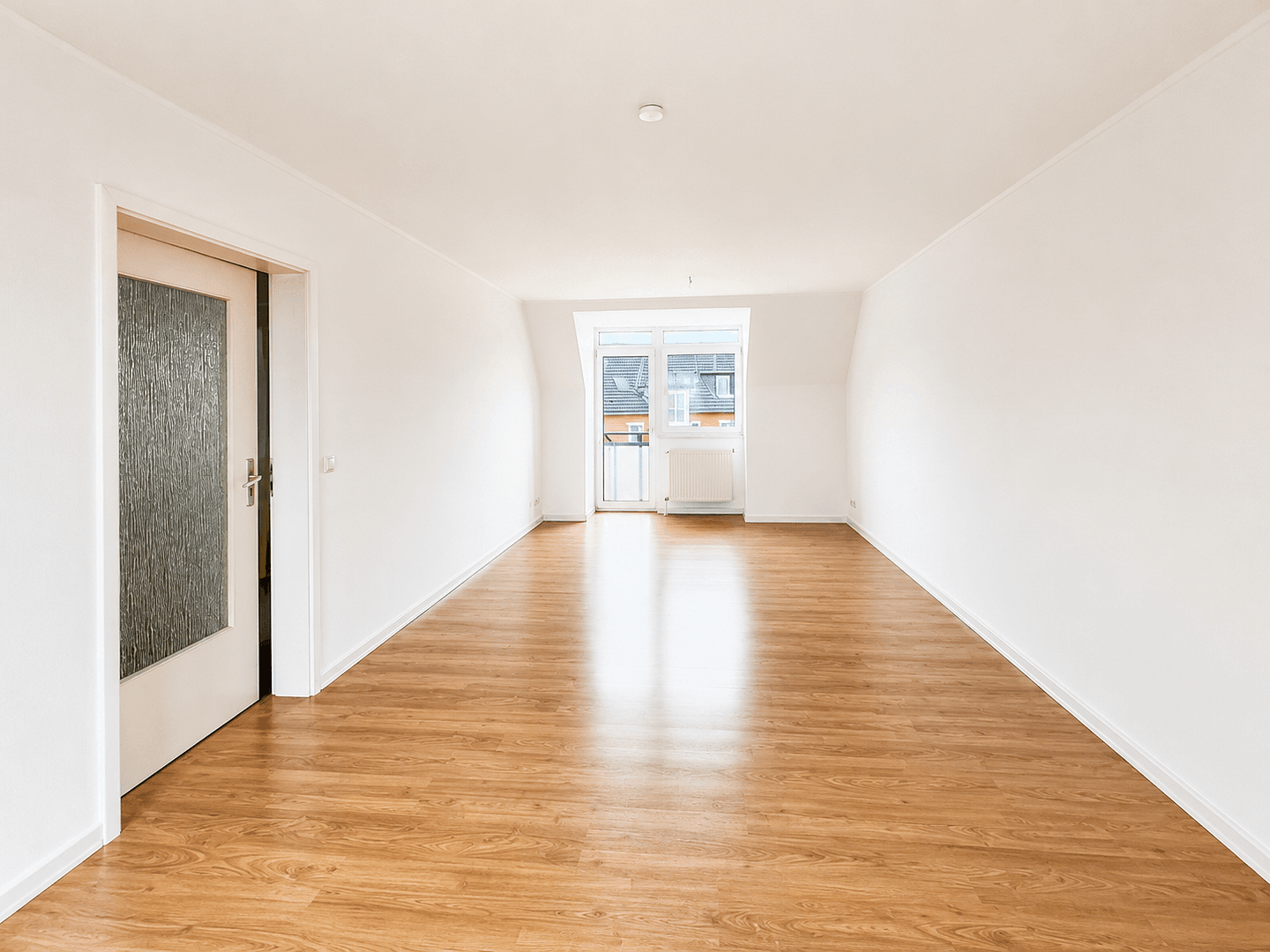 Prenájom bytu 3-izbový 79 m², Kieler Ring 35, Stralsund, Meklenbursko-Predpomoransko Prenájom bytu 3-izbový 79 m², Kieler Ring 35, Stralsund, Meklenbursko-Predpomoransko