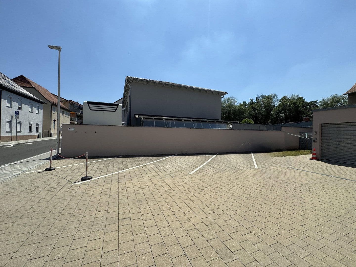 Prenájom bytu 1-izbový 41 m², Herzogenaurach, Bavorsko Prenájom bytu 1-izbový 41 m², Herzogenaurach, Bavorsko