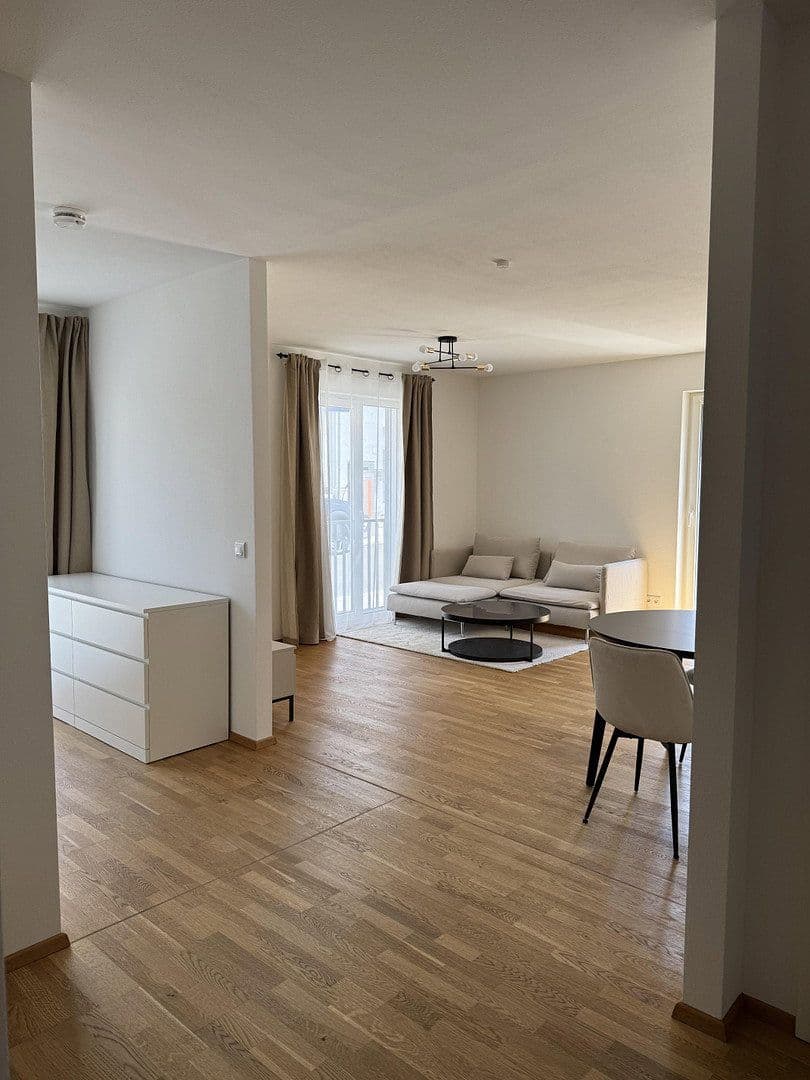 Prenájom bytu 1-izbový 41 m², Herzogenaurach, Bavorsko Prenájom bytu 1-izbový 41 m², Herzogenaurach, Bavorsko