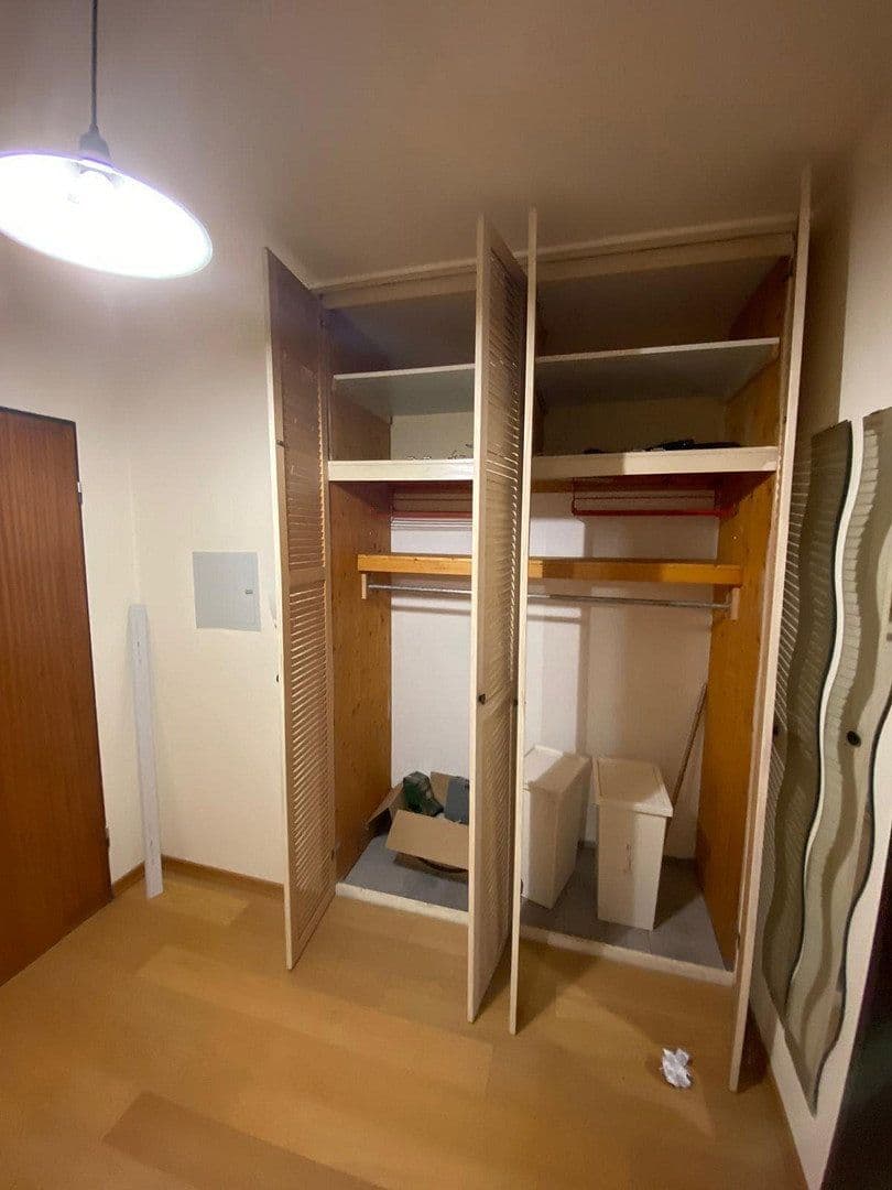 Prenájom bytu 1-izbový 50 m², Nelkenstraße 10, Bornheim, Severné Porýnie - Westfálsko Prenájom bytu 1-izbový 50 m², Nelkenstraße 10, Bornheim, Severné Porýnie - Westfálsko