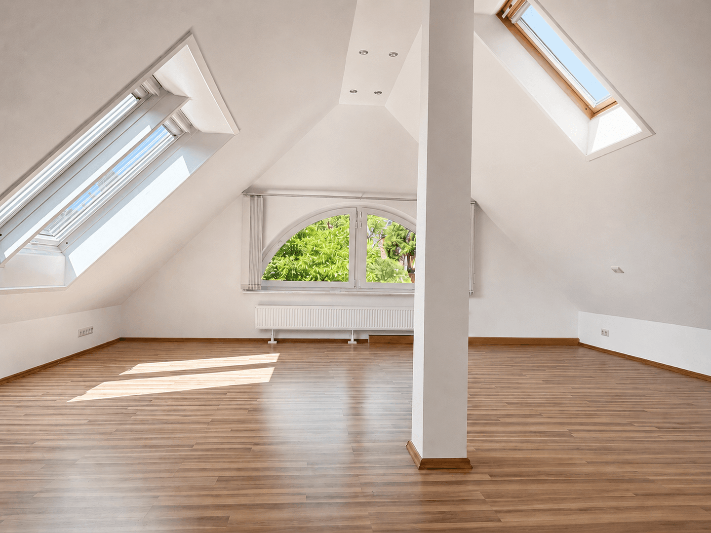 Prenájom bytu 3-izbový 95 m², Tailfingerstraße 1, Albstadt, Bádensko-Wurttembersko Prenájom bytu 3-izbový 95 m², Tailfingerstraße 1, Albstadt, Bádensko-Wurttembersko