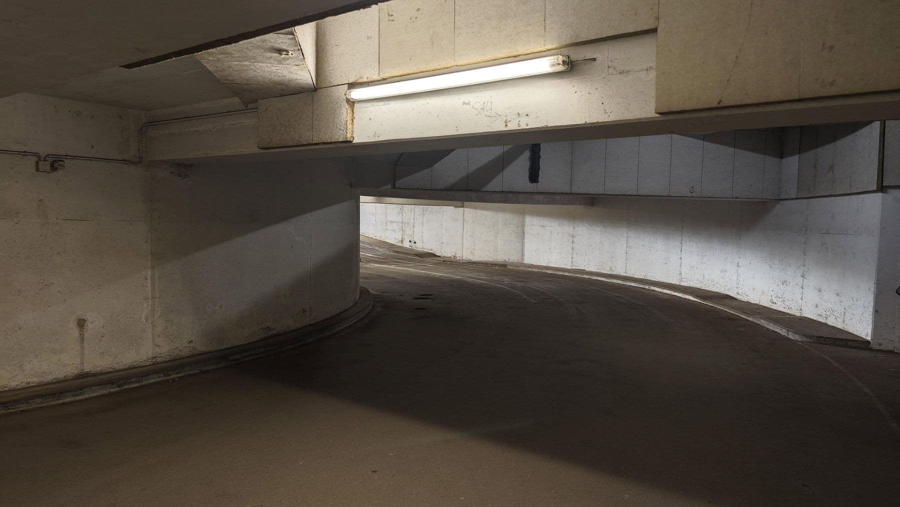 Predaj garáže, Schönbachstraße 86, Leipzig, Sasko Predaj garáže, Schönbachstraße 86, Leipzig, Sasko