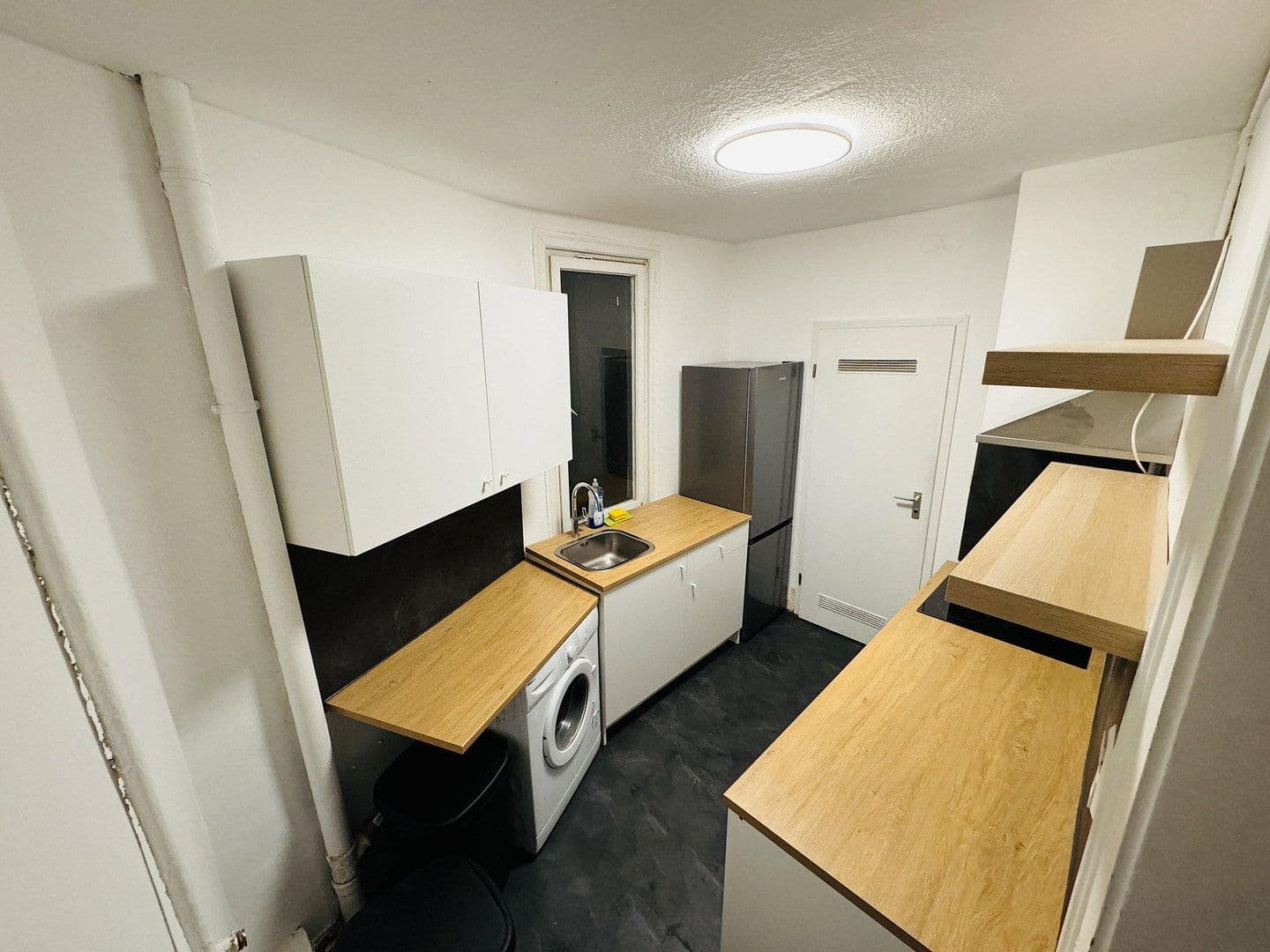 Predaj bytu 5-izbový 88 m², Stuttgart, Bádensko-Wurttembersko Predaj bytu 5-izbový 88 m², Stuttgart, Bádensko-Wurttembersko