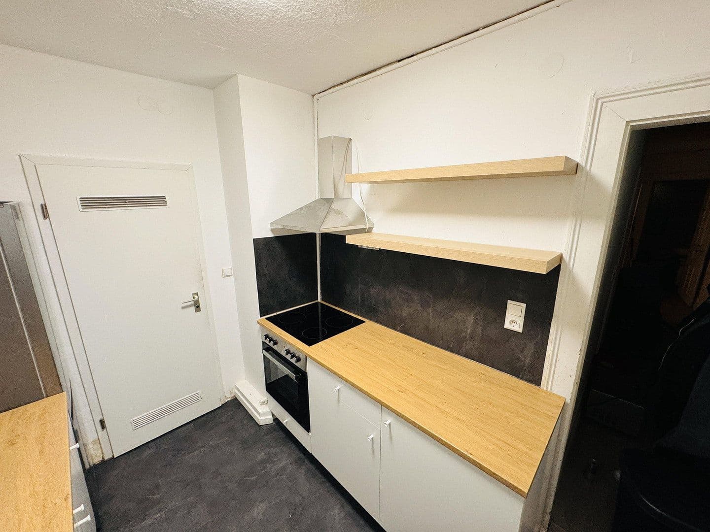 Predaj bytu 5-izbový 88 m², Stuttgart, Bádensko-Wurttembersko Predaj bytu 5-izbový 88 m², Stuttgart, Bádensko-Wurttembersko