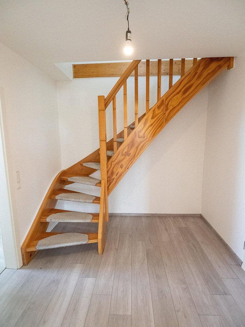 Prenájom bytu 3-izbový 87 m², Duffenterstr. 26, Stolberg, Severné Porýnie - Westfálsko Prenájom bytu 3-izbový 87 m², Duffenterstr. 26, Stolberg, Severné Porýnie - Westfálsko