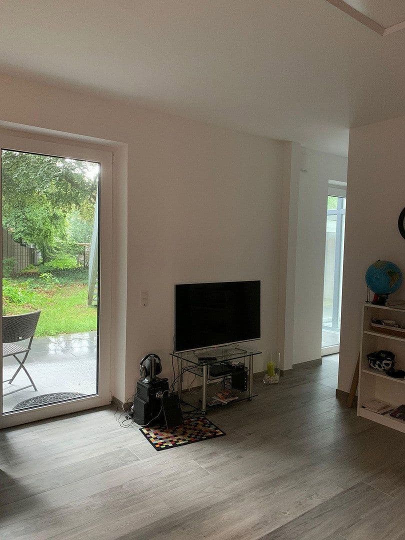 Prenájom bytu 2-izbový 62 m², Osterdeich 31, bremen, Brémy Prenájom bytu 2-izbový 62 m², Osterdeich 31, bremen, Brémy