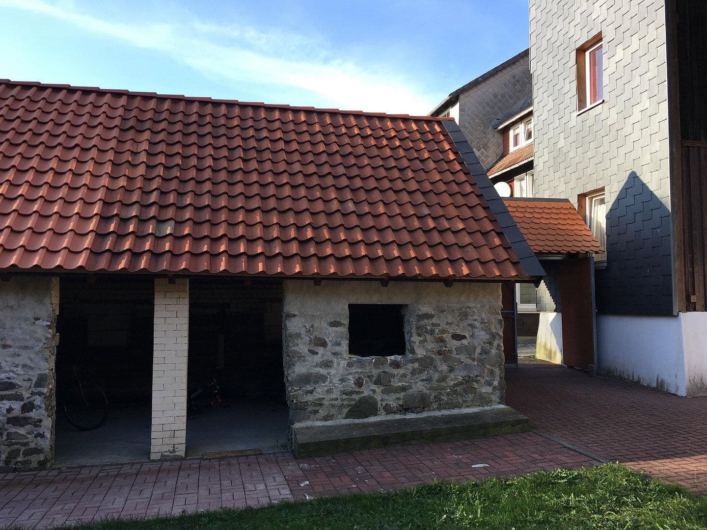 Predaj domu 350 m², pozemok 400 m², Clausthal-Zellerfeld, Dolné Sasko Predaj domu 350 m², pozemok 400 m², Clausthal-Zellerfeld, Dolné Sasko