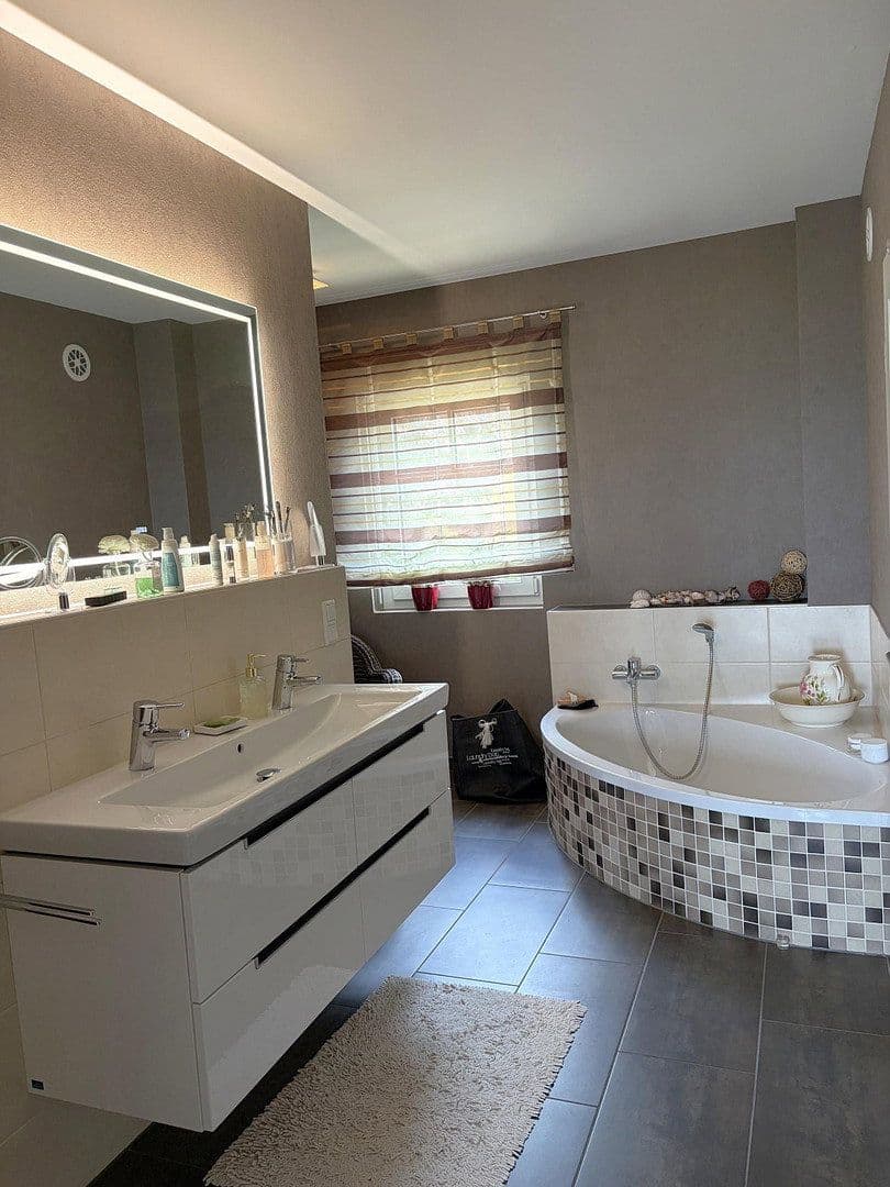 Predaj domu 190 m², pozemok 510 m², Hasenpfad 8, Glashütten, Hesensko Predaj domu 190 m², pozemok 510 m², Hasenpfad 8, Glashütten, Hesensko