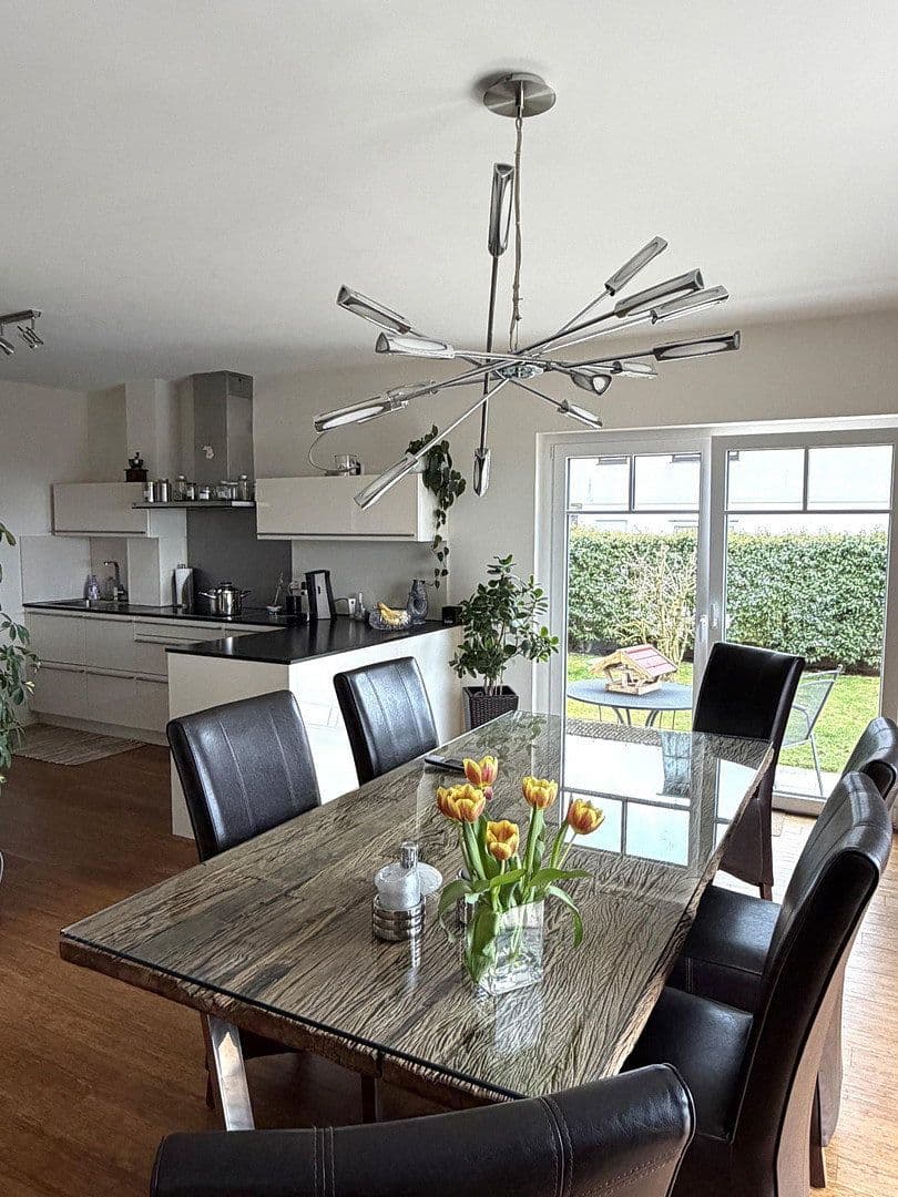 Predaj domu 190 m², pozemok 510 m², Hasenpfad 8, Glashütten, Hesensko Predaj domu 190 m², pozemok 510 m², Hasenpfad 8, Glashütten, Hesensko