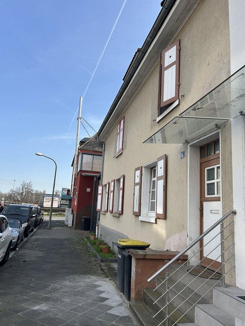 Predaj domu 95 m², pozemok 222 m², Ludwigshafen, Porýnie-Falcko Predaj domu 95 m², pozemok 222 m², Ludwigshafen, Porýnie-Falcko
