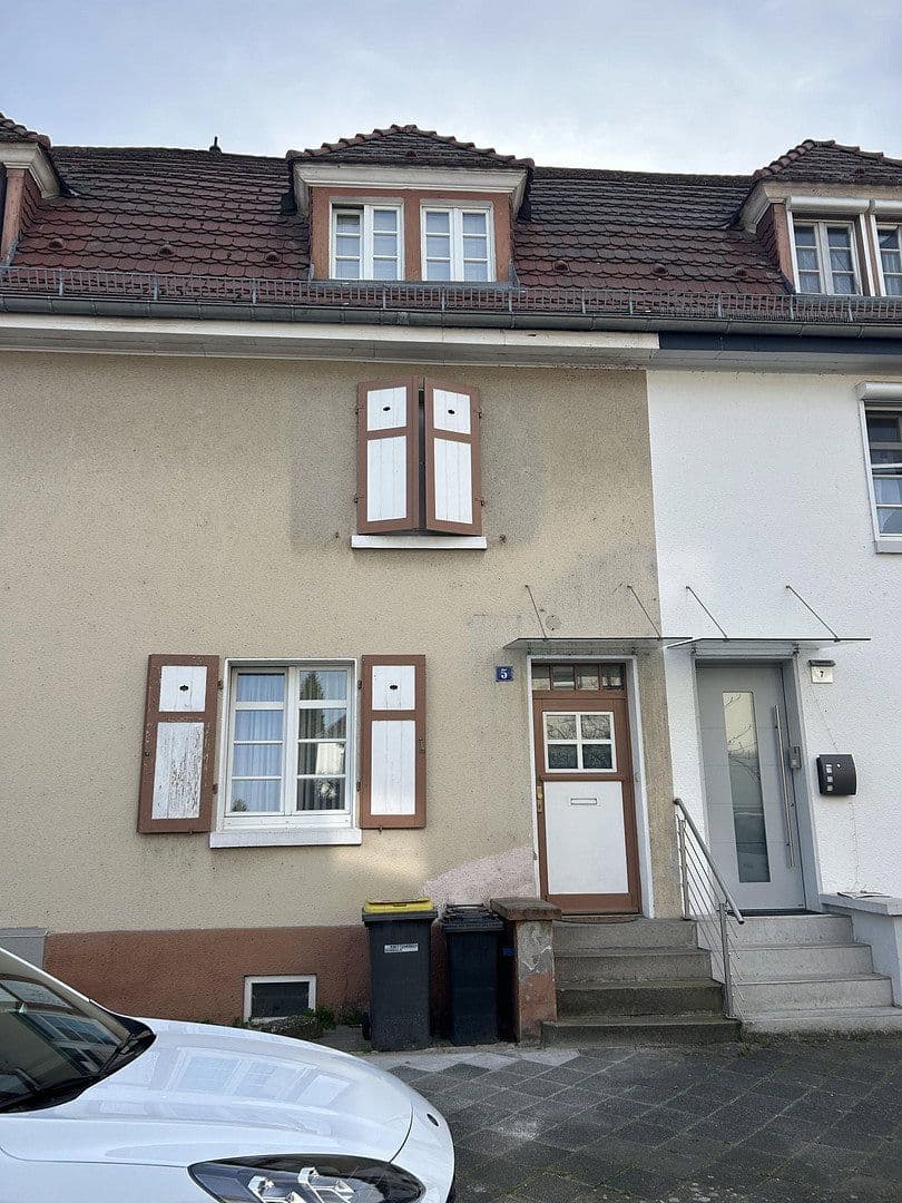 Predaj domu 95 m², pozemok 222 m², Ludwigshafen, Porýnie-Falcko Predaj domu 95 m², pozemok 222 m², Ludwigshafen, Porýnie-Falcko