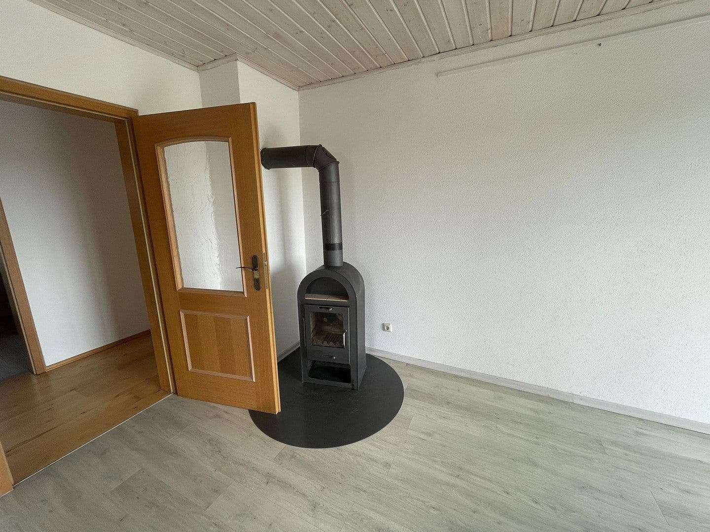 Prenájom bytu 3-izbový 80 m², Haag, Bavorsko Prenájom bytu 3-izbový 80 m², Haag, Bavorsko
