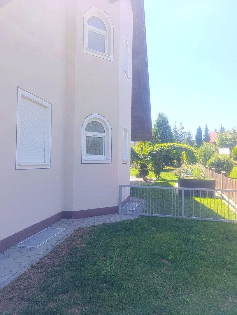 Predaj domu 302 m², pozemok 1.180 m², Wildenberg, Bavorsko Predaj domu 302 m², pozemok 1.180 m², Wildenberg, Bavorsko
