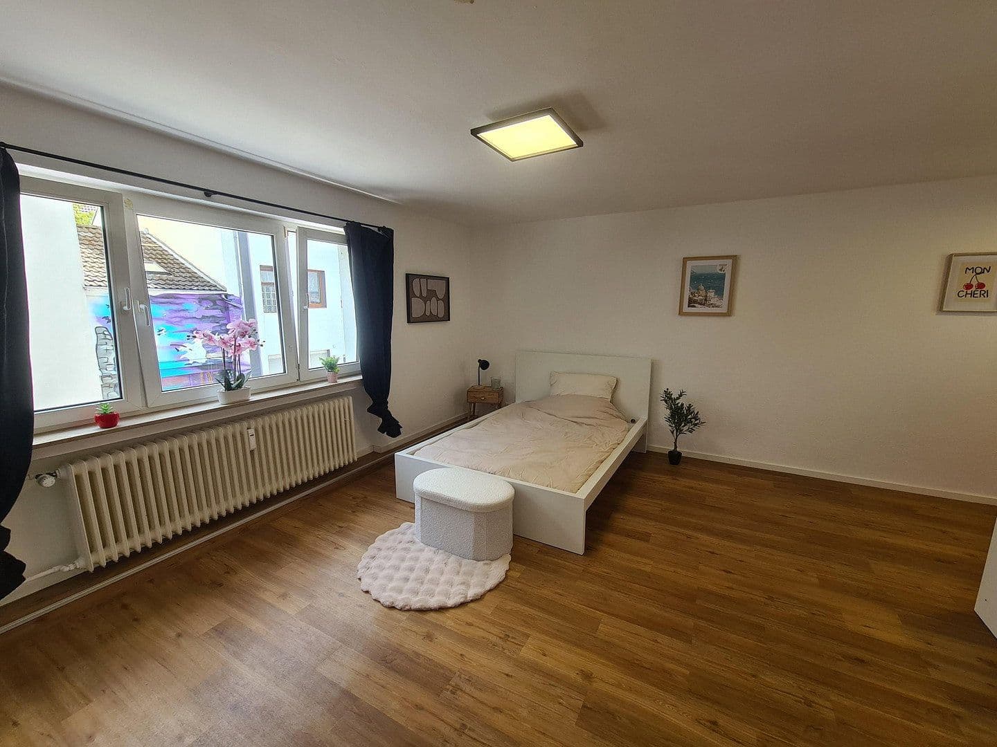 Prenájom bytu 1-izbový 27 m², Köln, Severné Porýnie - Westfálsko Prenájom bytu 1-izbový 27 m², Köln, Severné Porýnie - Westfálsko