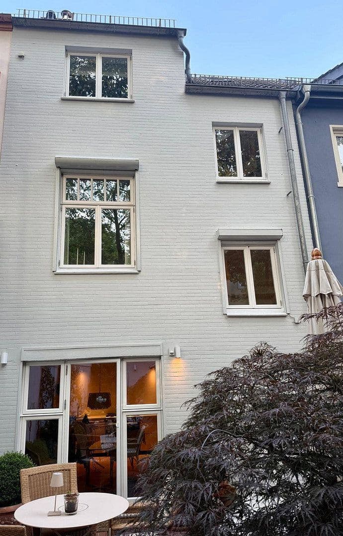 Predaj domu 120 m², pozemok 114 m², Bremen, Brémy Predaj domu 120 m², pozemok 114 m², Bremen, Brémy