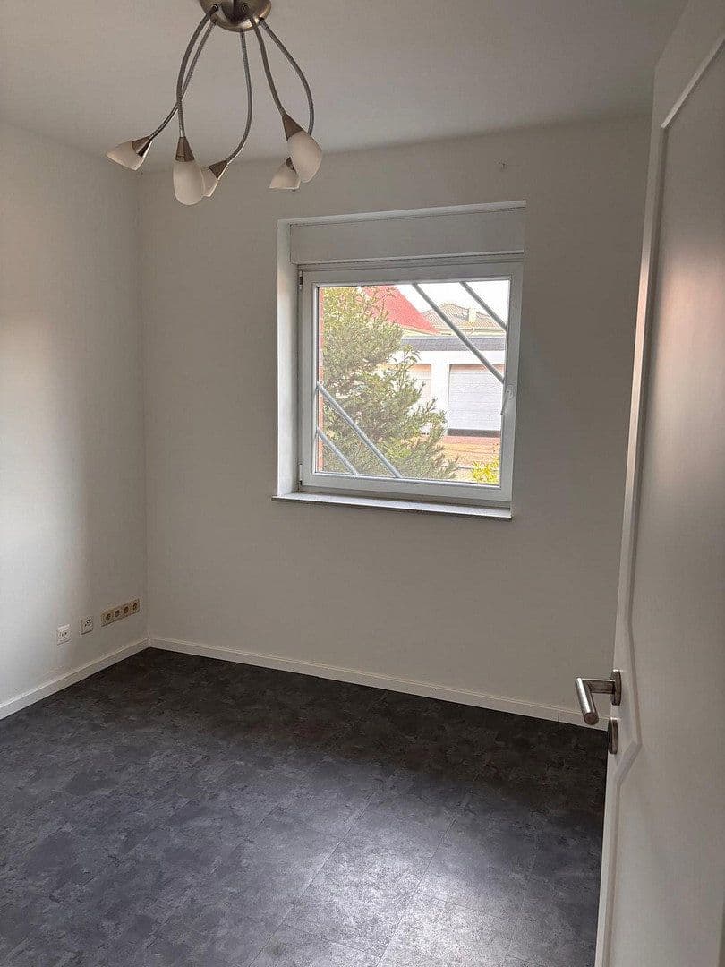 Predaj domu 220 m², pozemok 432 m², Rühen, Dolné Sasko Predaj domu 220 m², pozemok 432 m², Rühen, Dolné Sasko