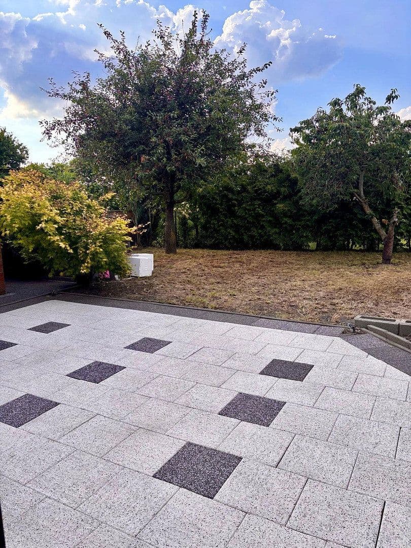 Predaj domu 220 m², pozemok 432 m², Rühen, Dolné Sasko Predaj domu 220 m², pozemok 432 m², Rühen, Dolné Sasko