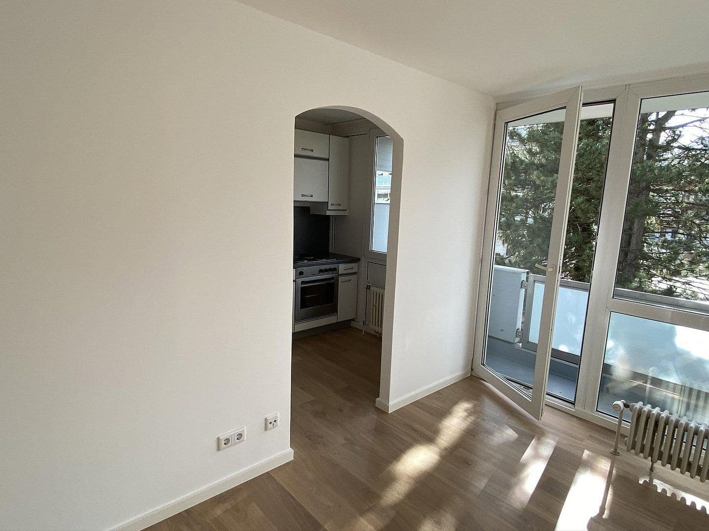 Prenájom bytu 1-izbový 40 m², Münchnerstr. 54, Kr. München - Unterhaching, Bavorsko Prenájom bytu 1-izbový 40 m², Münchnerstr. 54, Kr. München - Unterhaching, Bavorsko