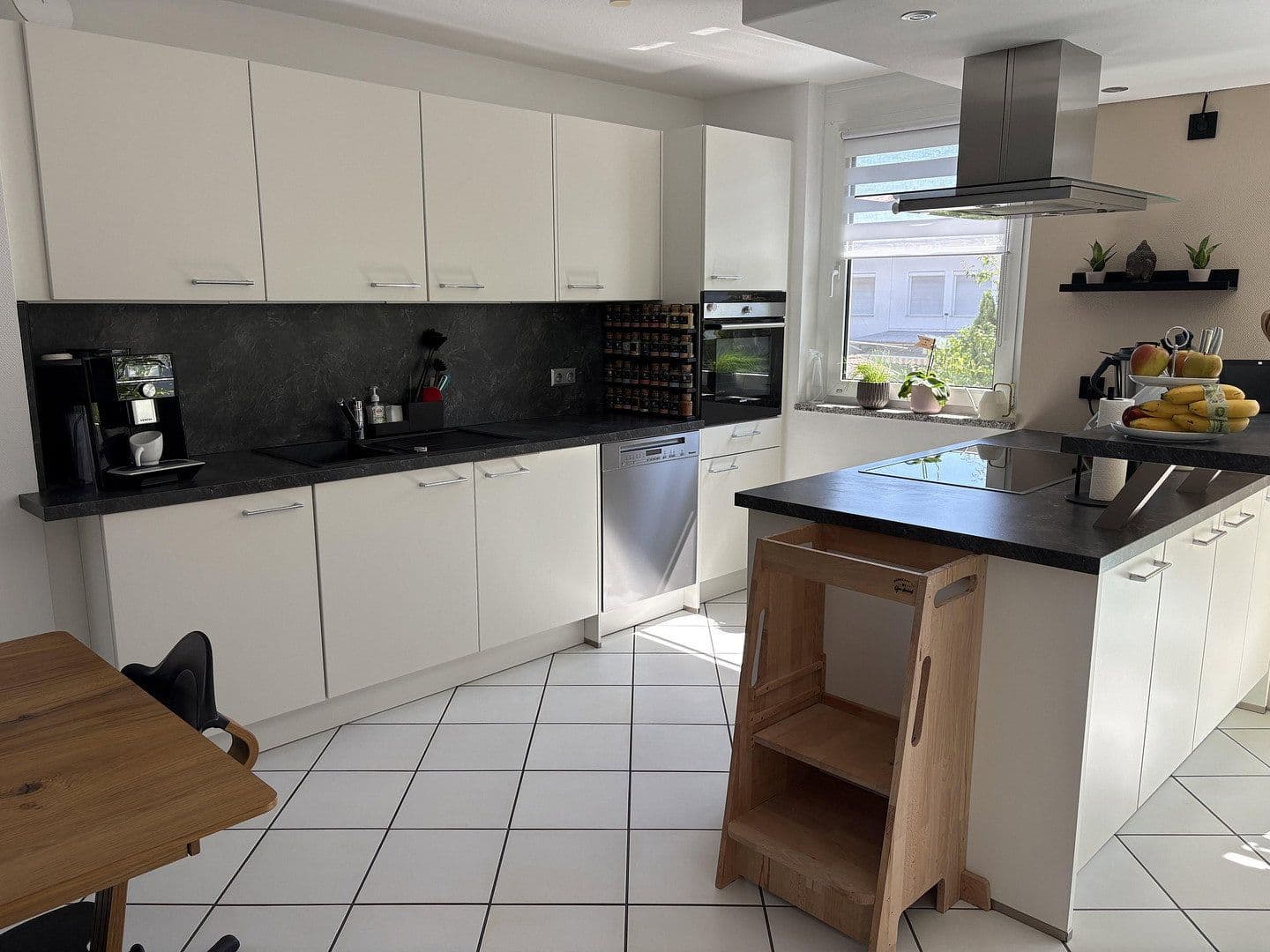 Predaj domu 115 m², pozemok 185 m², Remseck am Neckar, Bádensko-Wurttembersko Predaj domu 115 m², pozemok 185 m², Remseck am Neckar, Bádensko-Wurttembersko