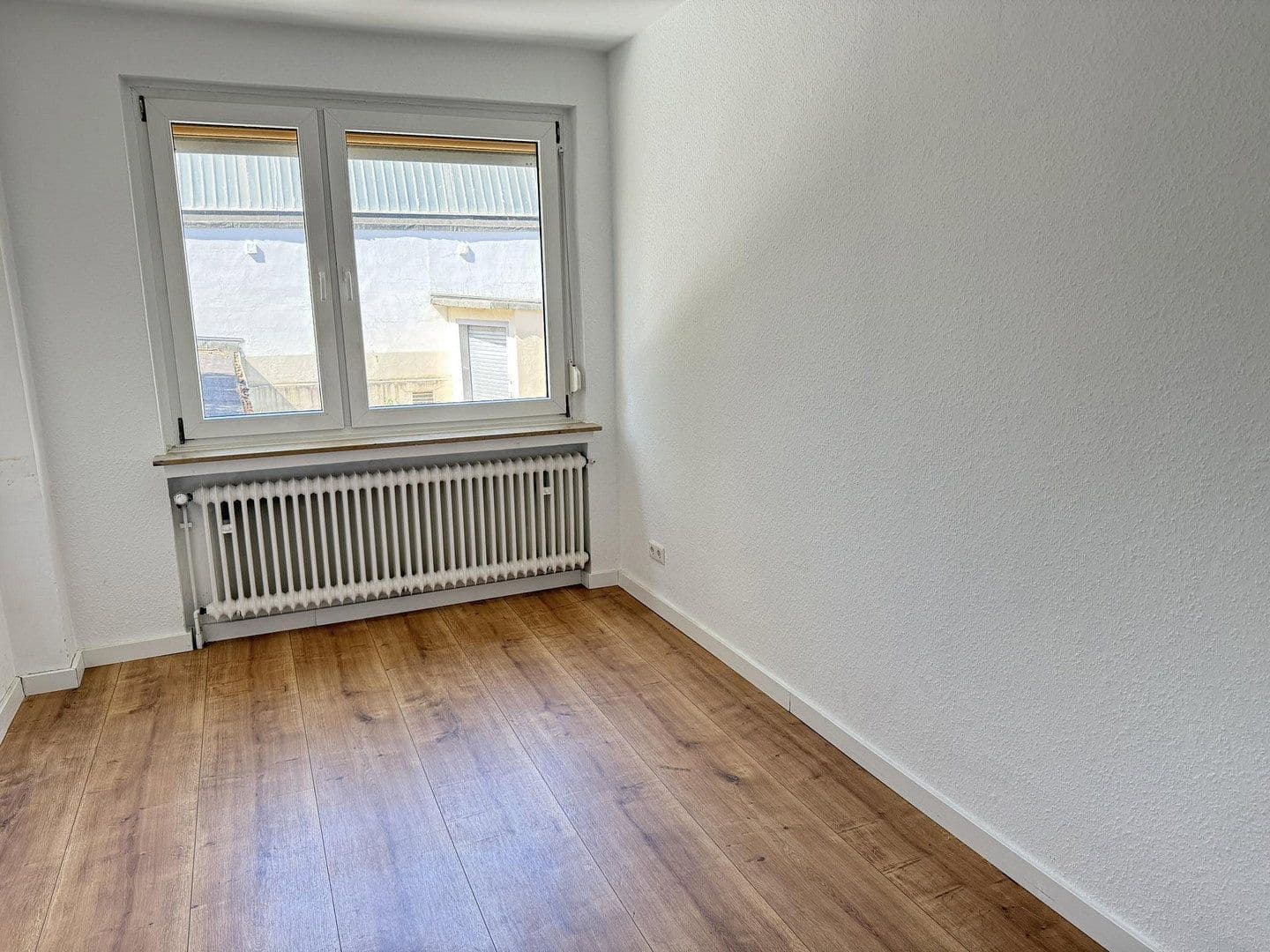 Prenájom bytu 2-izbový 67 m², Steinenfeld 39, Wuppertal, Severné Porýnie - Westfálsko Prenájom bytu 2-izbový 67 m², Steinenfeld 39, Wuppertal, Severné Porýnie - Westfálsko