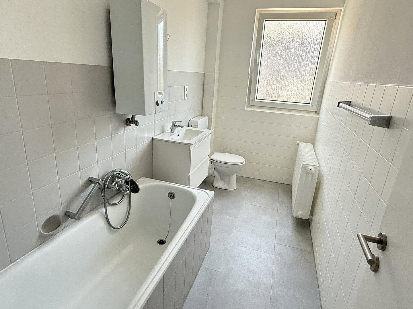 Prenájom bytu 2-izbový 67 m², Steinenfeld 39, Wuppertal, Severné Porýnie - Westfálsko Prenájom bytu 2-izbový 67 m², Steinenfeld 39, Wuppertal, Severné Porýnie - Westfálsko