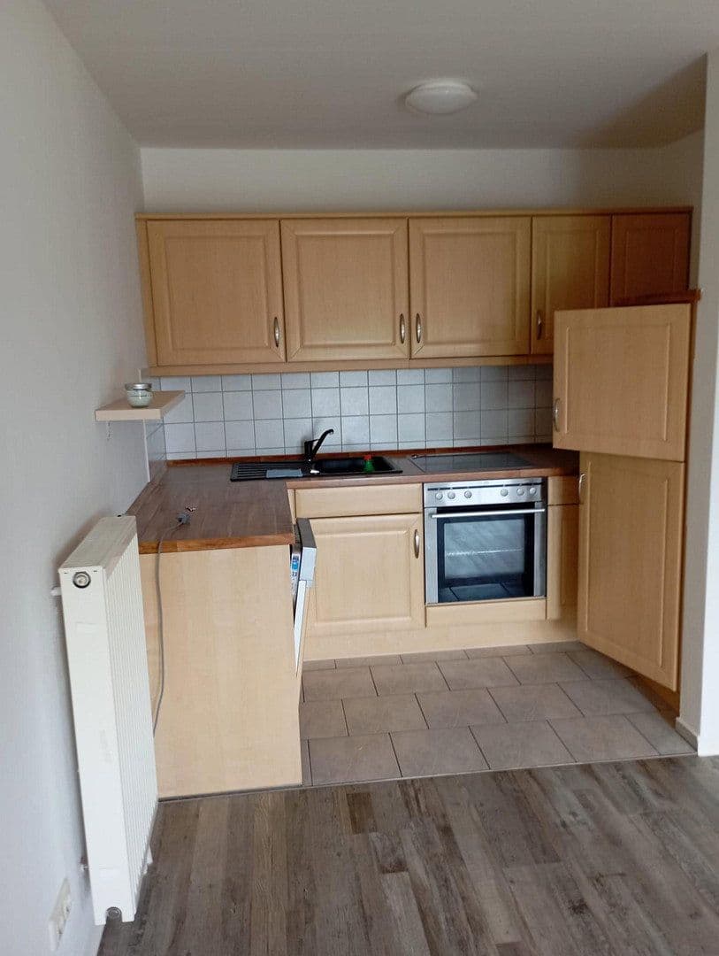 Prenájom bytu 2-izbový 58 m², Graf-Wiprecht-Strasse 15, Groitzsch, Sasko Prenájom bytu 2-izbový 58 m², Graf-Wiprecht-Strasse 15, Groitzsch, Sasko