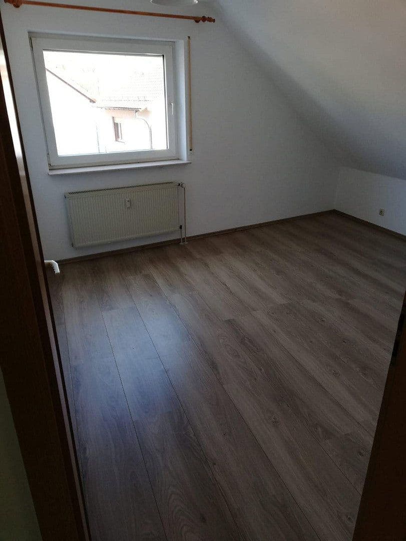 Predaj bytu 5-izbový 109 m², Sachsenhäuserstr. 5, Lautertal (Odenwald), Hesensko Predaj bytu 5-izbový 109 m², Sachsenhäuserstr. 5, Lautertal (Odenwald), Hesensko