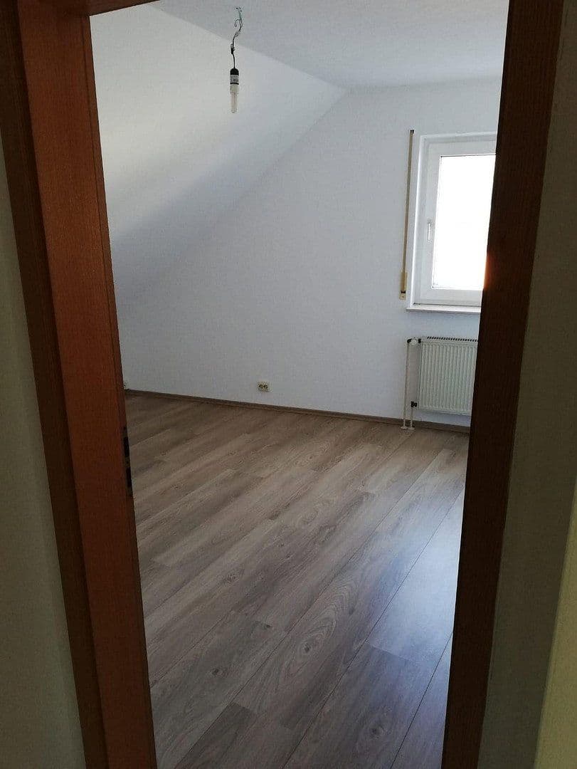 Predaj bytu 5-izbový 109 m², Sachsenhäuserstr. 5, Lautertal (Odenwald), Hesensko Predaj bytu 5-izbový 109 m², Sachsenhäuserstr. 5, Lautertal (Odenwald), Hesensko