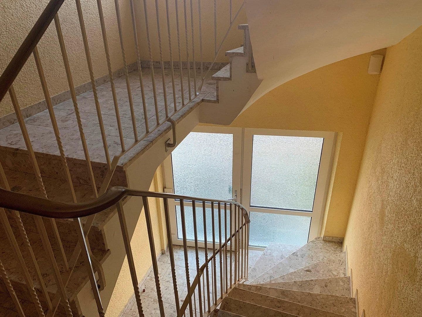 Predaj bytu 5-izbový 109 m², Sachsenhäuserstr. 5, Lautertal (Odenwald), Hesensko Predaj bytu 5-izbový 109 m², Sachsenhäuserstr. 5, Lautertal (Odenwald), Hesensko