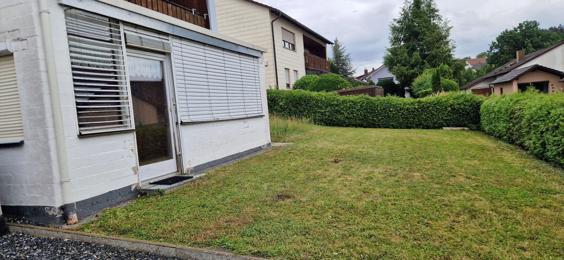 Predaj domu 130 m², pozemok 740 m², Querstrasse 7, Rottenburg a. d. Laaber, Bavorsko Predaj domu 130 m², pozemok 740 m², Querstrasse 7, Rottenburg a. d. Laaber, Bavorsko