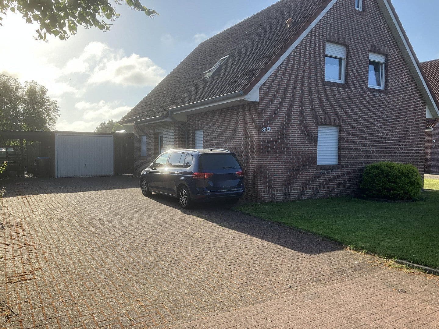 Predaj domu 140 m², pozemok 571 m², Hoffmannstraße 39, Ostrhauderfehn, Dolné Sasko Predaj domu 140 m², pozemok 571 m², Hoffmannstraße 39, Ostrhauderfehn, Dolné Sasko